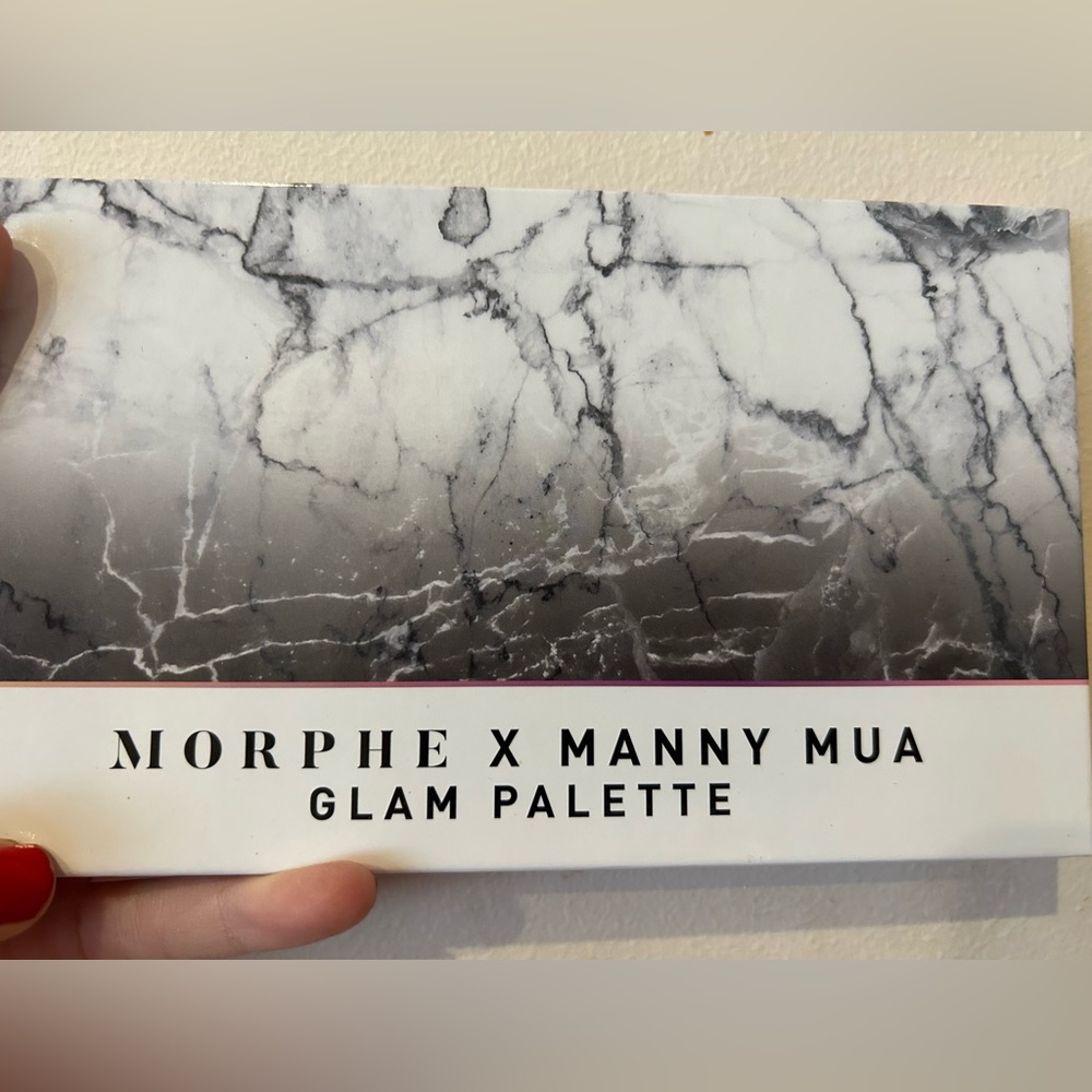Morphe and Manny Mua eyeshadow palette